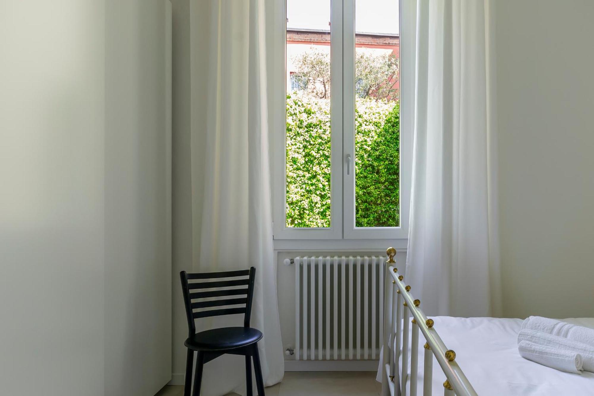 Amos - 5 Minutes From Piazza Maggiore Apartment